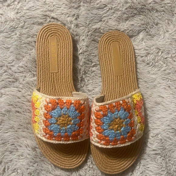 Shoes - Bamboo Women’s Slides size 7.5